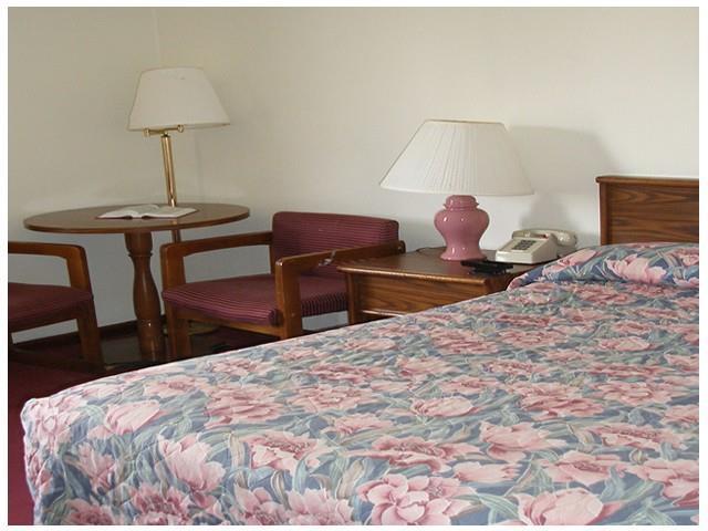 Red Carpet Inn Hillsville Værelse billede